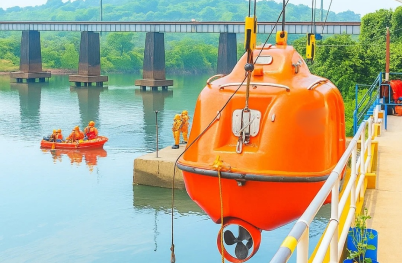 R-PSCRB (Refresher Proficiency in Survival Craft & Rescue Boats)